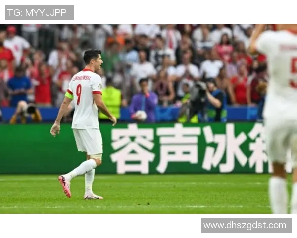 全球足球巨星纷纷告别国家队 新老交替迎接新时代挑战 全球足球巨星纷纷告别国家队 新老交替迎接新时代挑战