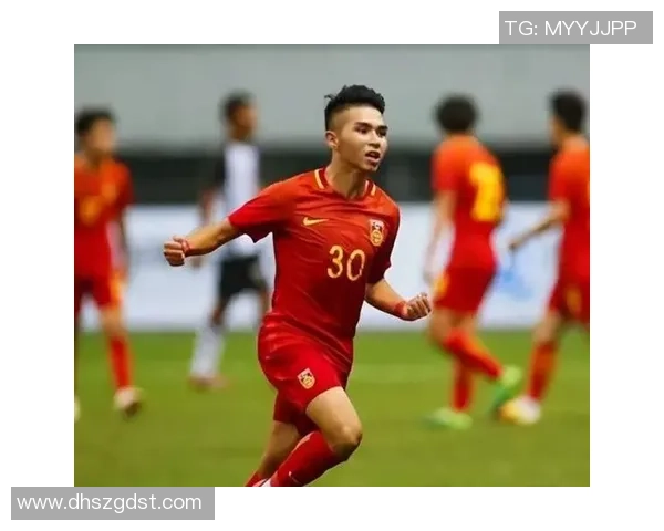 新疆足球的十大冷门球星盘点他们背后的奋斗故事与不为人知的成就